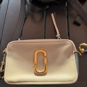 Marc-jacobs Women's Cream and Gold Bag